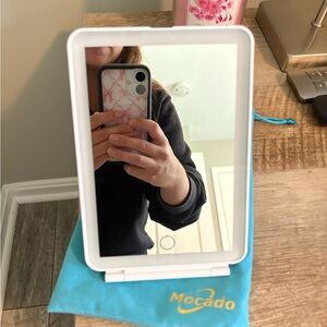 Mocado White Travel Light Up Mirror